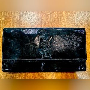 Yves Saint Laurent Patent Leather Clutch Bag. Monogram logo.